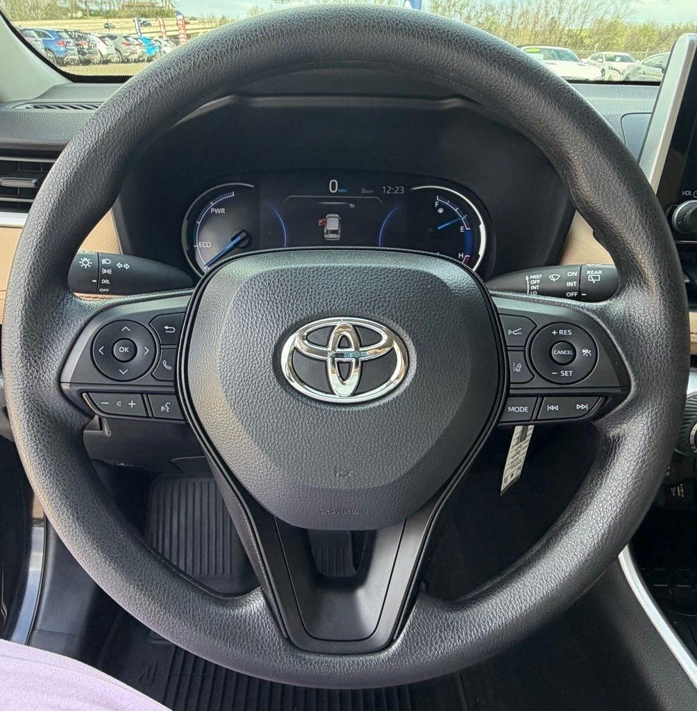 Toyota RAV4 Hybrid  2023