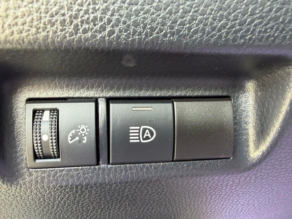 Toyota RAV4 Hybrid  2023