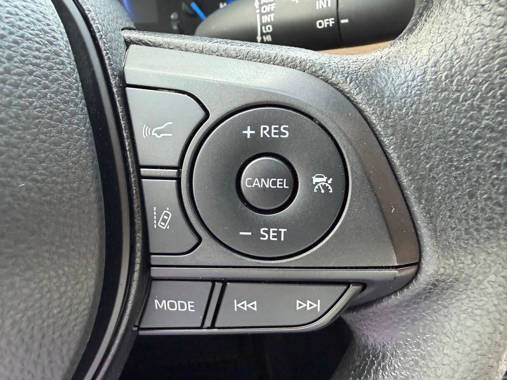 Toyota RAV4 Hybrid  2023