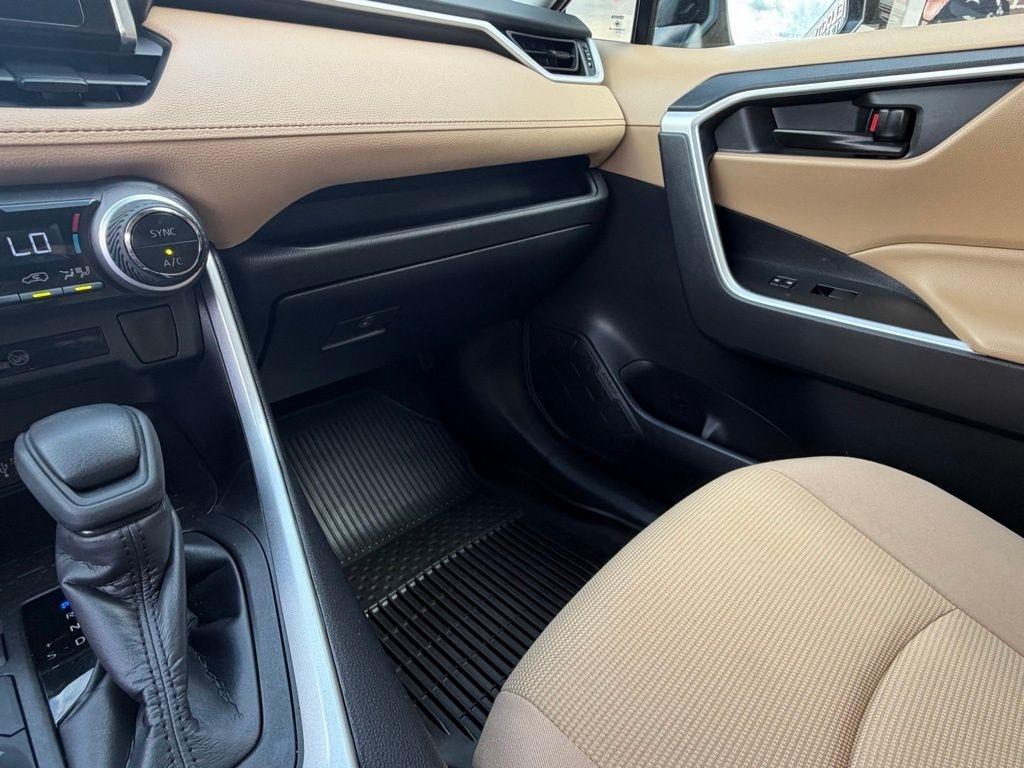 Toyota RAV4 Hybrid  2023