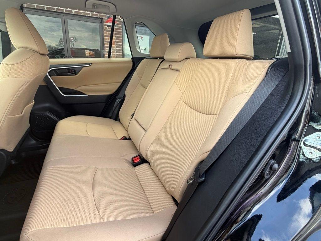 Toyota RAV4 Hybrid  2023