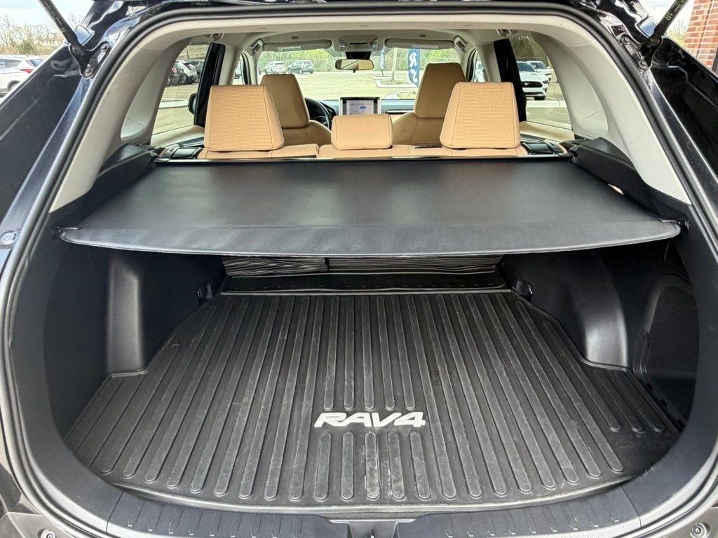 Toyota RAV4 Hybrid  2023