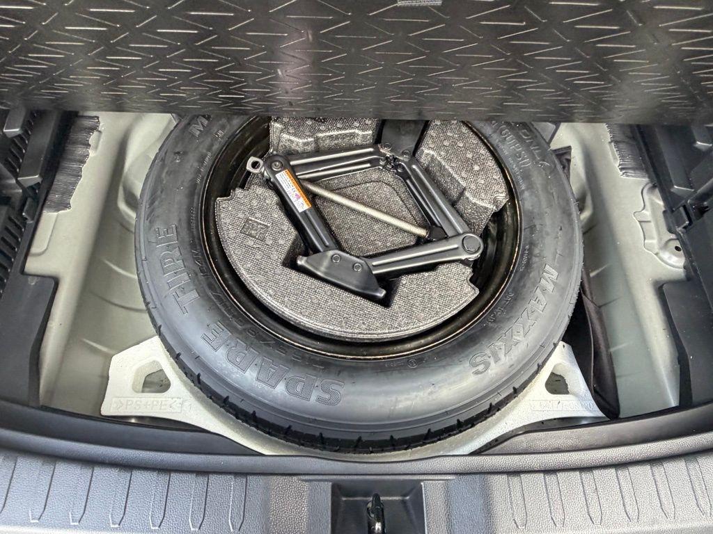 Toyota RAV4 Hybrid  2023