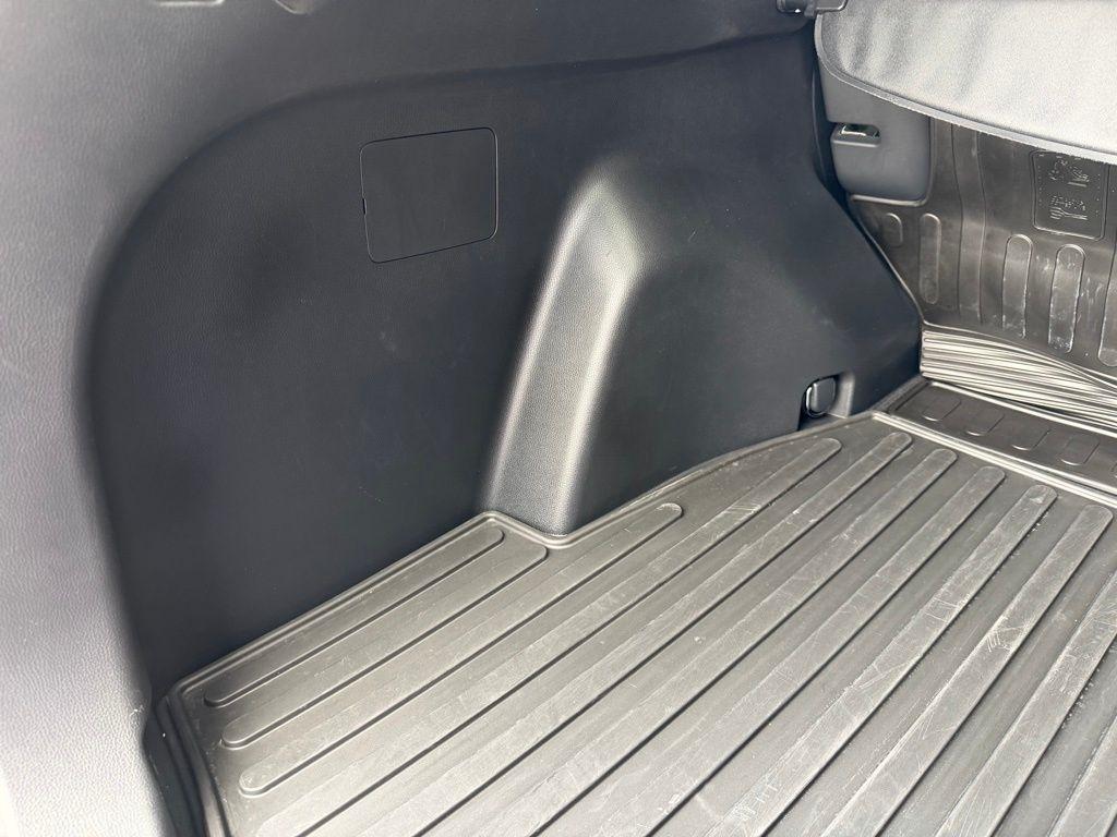 Toyota RAV4 Hybrid  2023