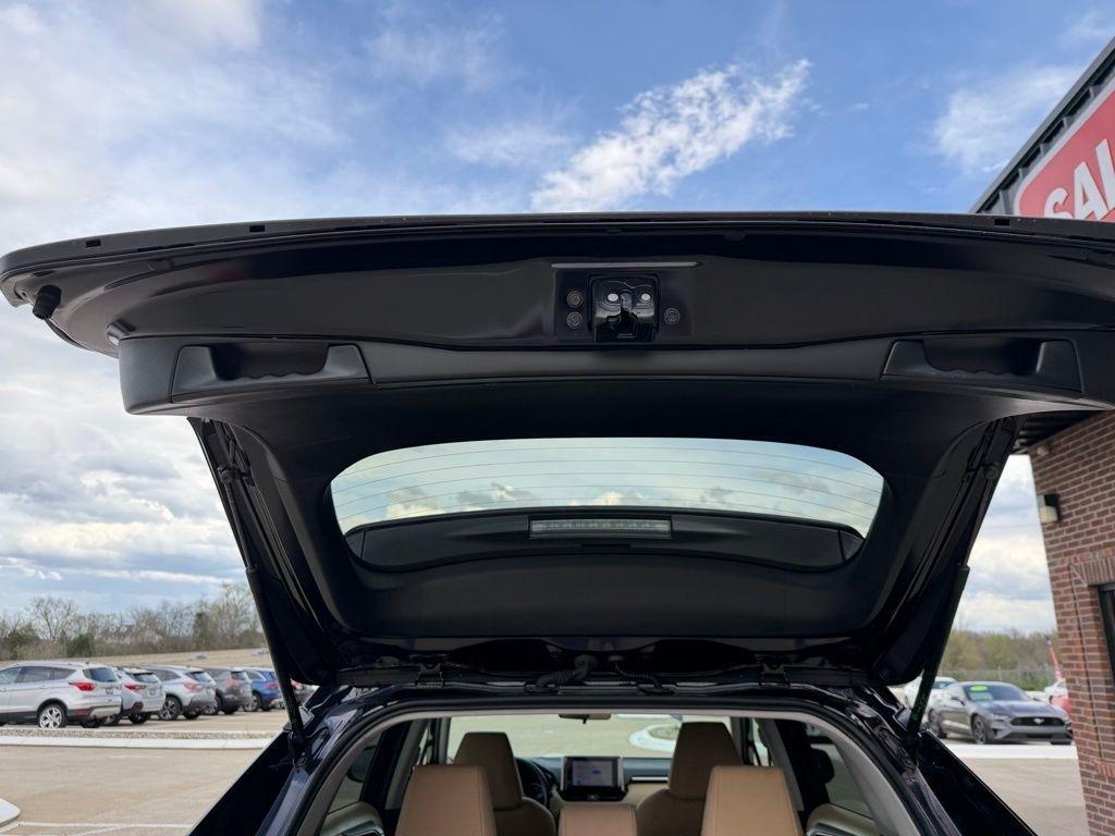 Toyota RAV4 Hybrid  2023