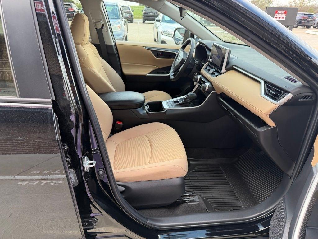 Toyota RAV4 Hybrid  2023