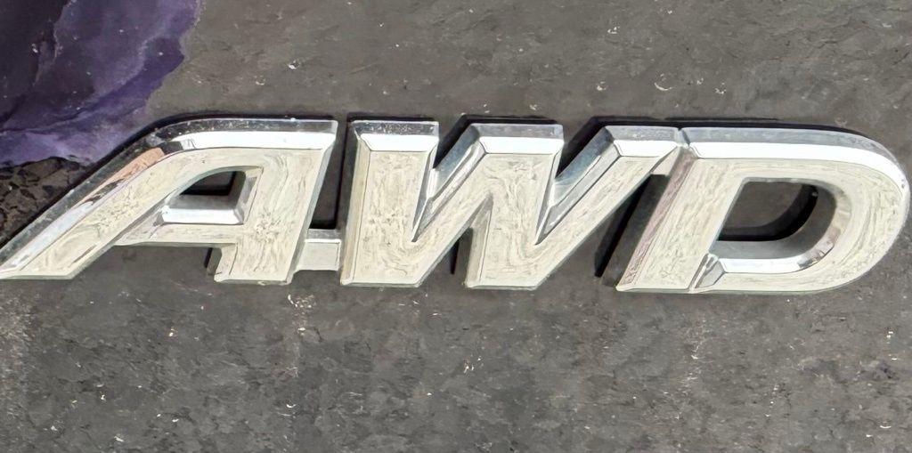 Toyota RAV4 Hybrid  2023