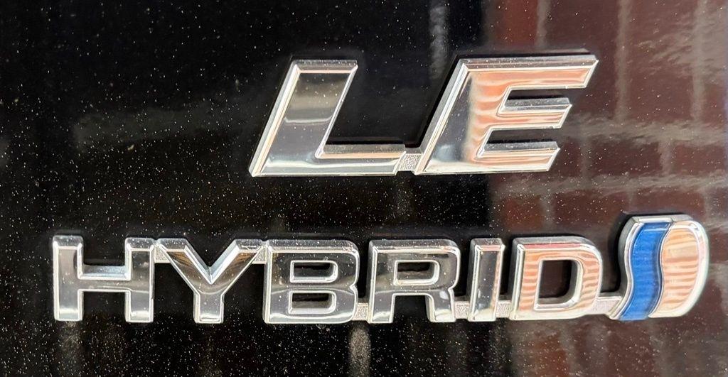 Toyota RAV4 Hybrid  2023