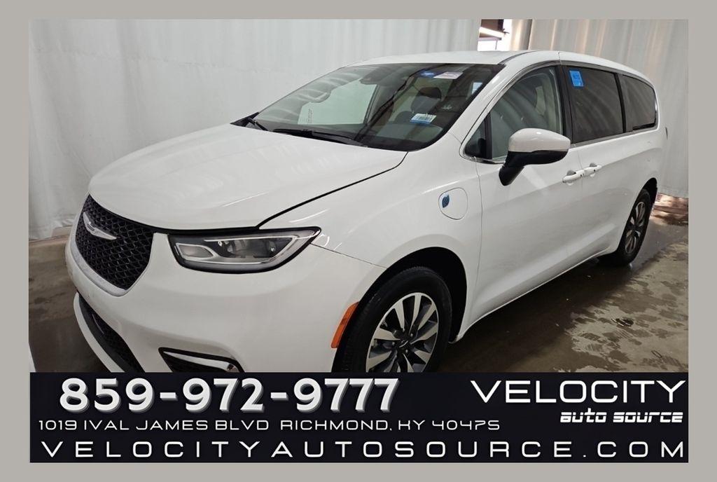 2023 Chrysler Pacifica Hybrid Touring L