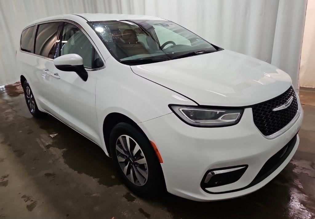 Chrysler Pacifica Hybrid  2023