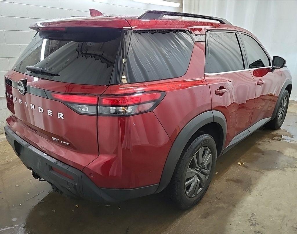 Nissan Pathfinder  2024