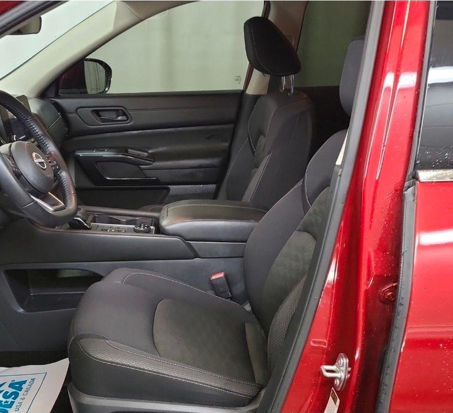 Nissan Pathfinder  2024