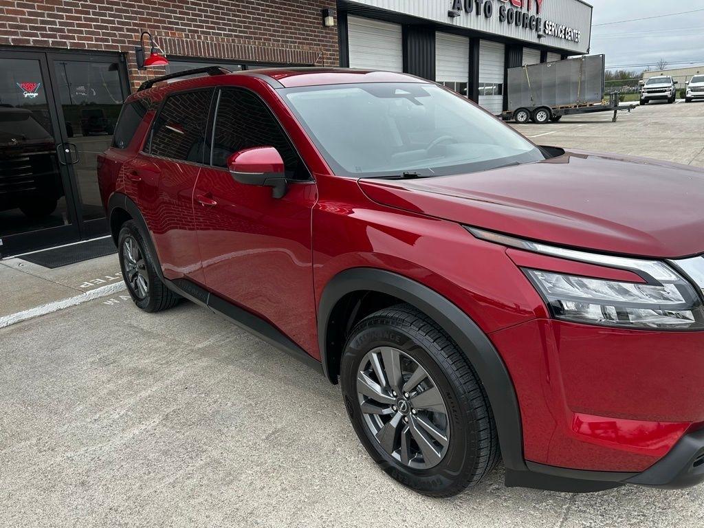 Nissan Pathfinder  2024