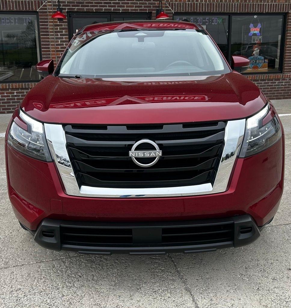 Nissan Pathfinder  2024