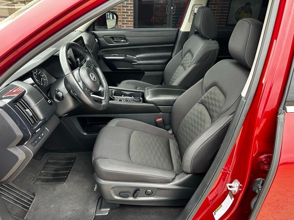 Nissan Pathfinder  2024