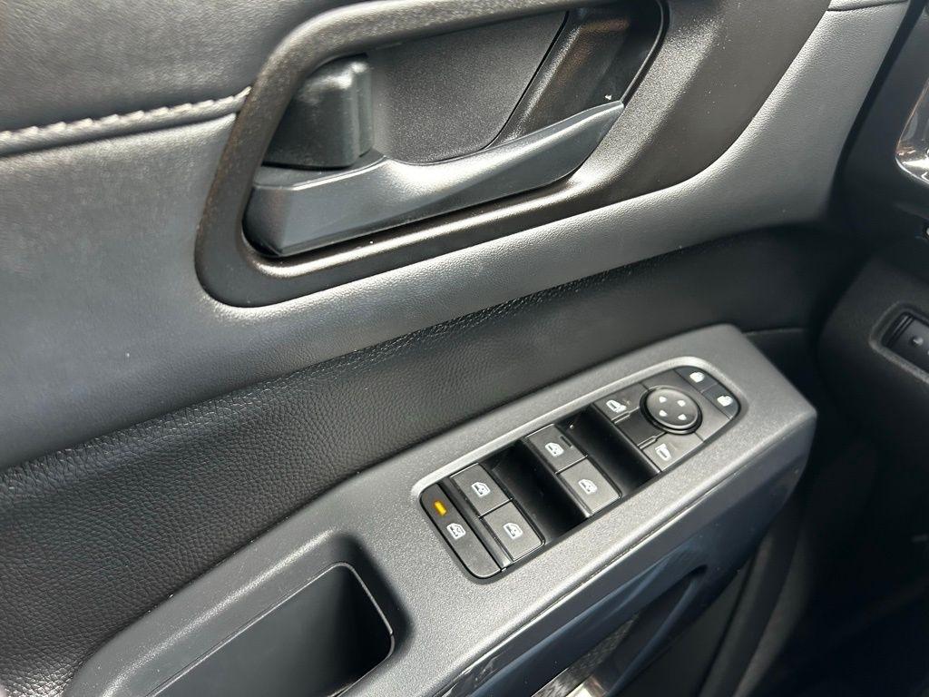 Nissan Pathfinder  2024