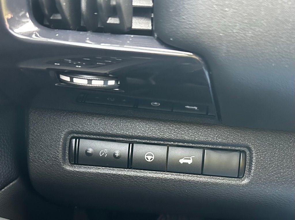 Nissan Pathfinder  2024