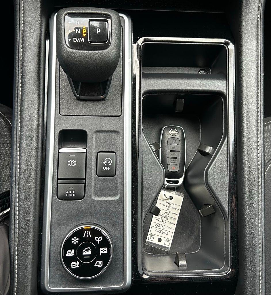 Nissan Pathfinder  2024