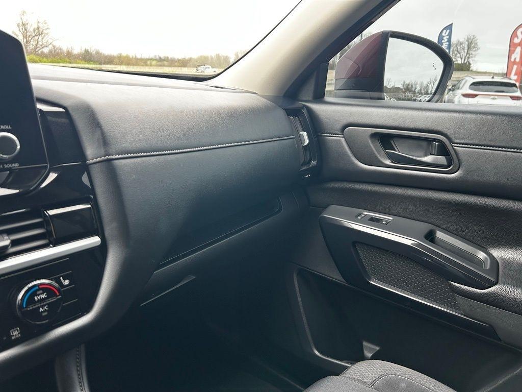 Nissan Pathfinder  2024