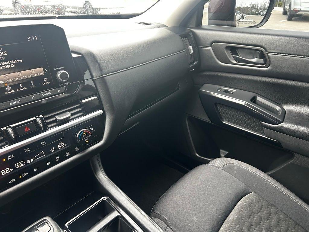 Nissan Pathfinder  2024