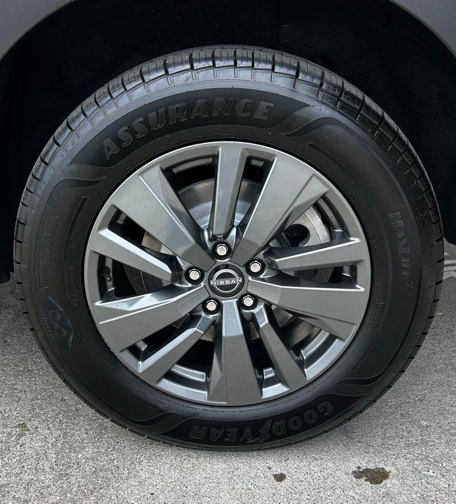 Nissan Pathfinder  2024