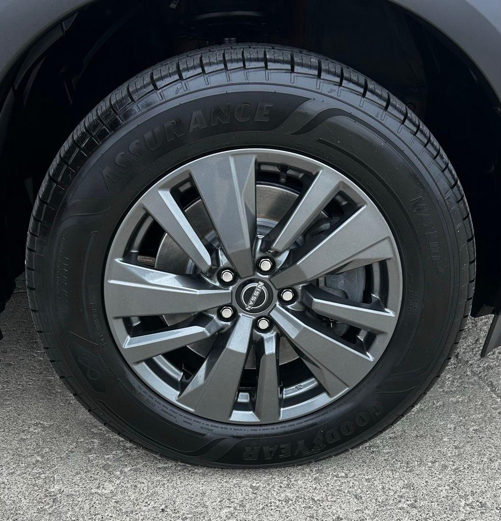 Nissan Pathfinder  2024