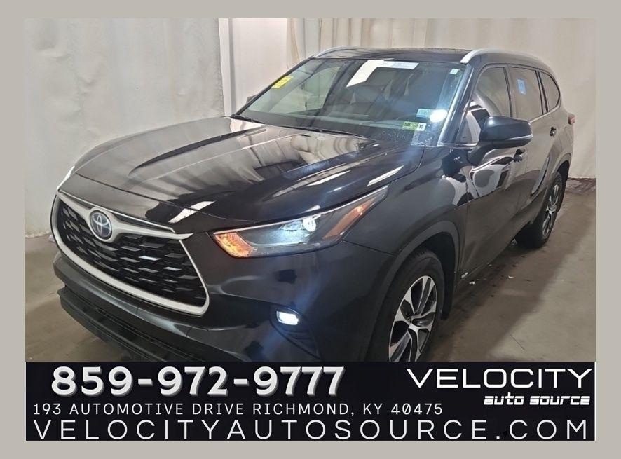 Toyota Highlander Hybrid  2022