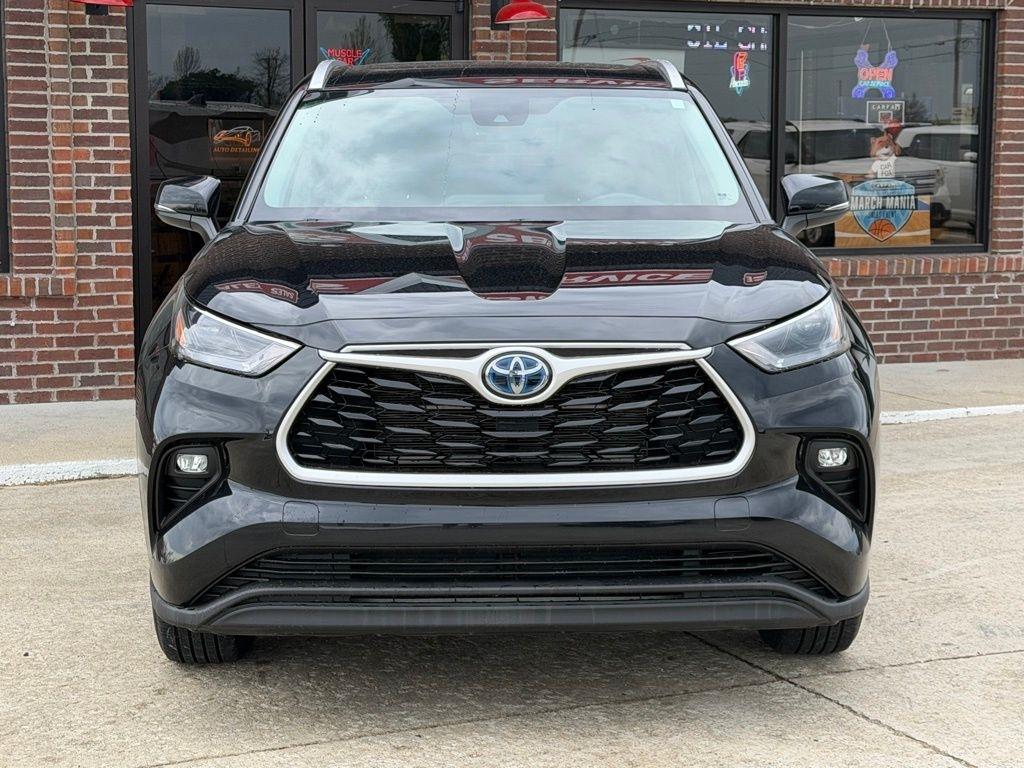 Toyota Highlander Hybrid  2022