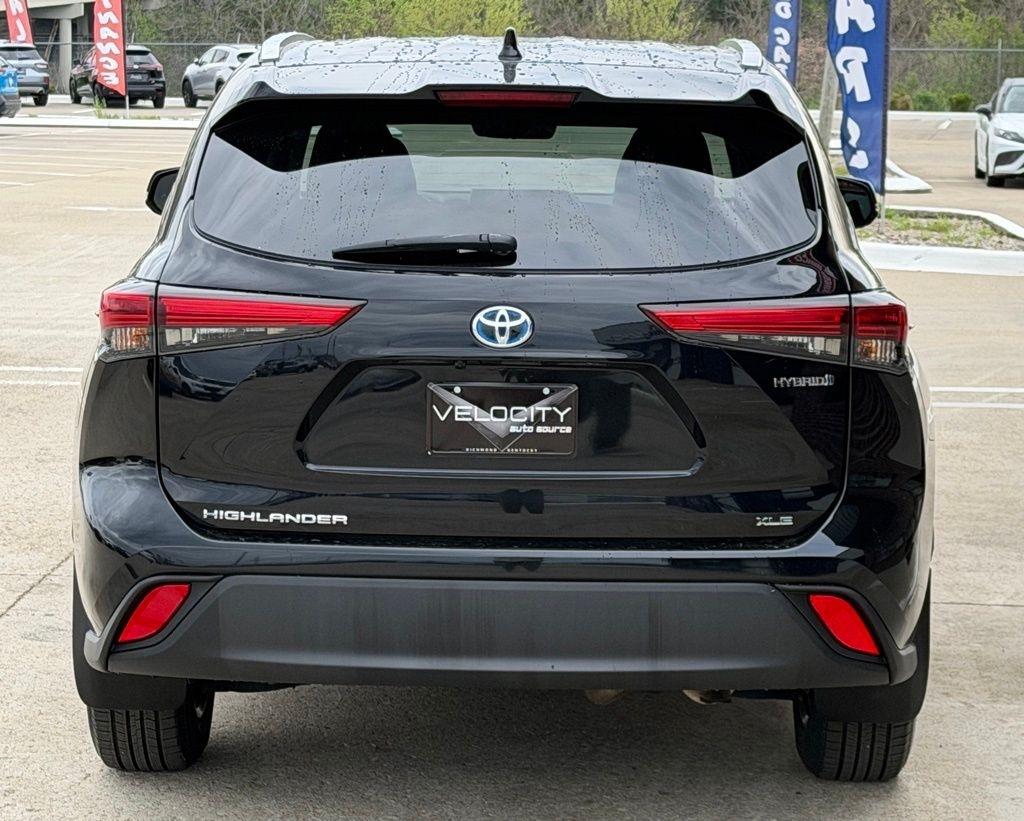 Toyota Highlander Hybrid  2022
