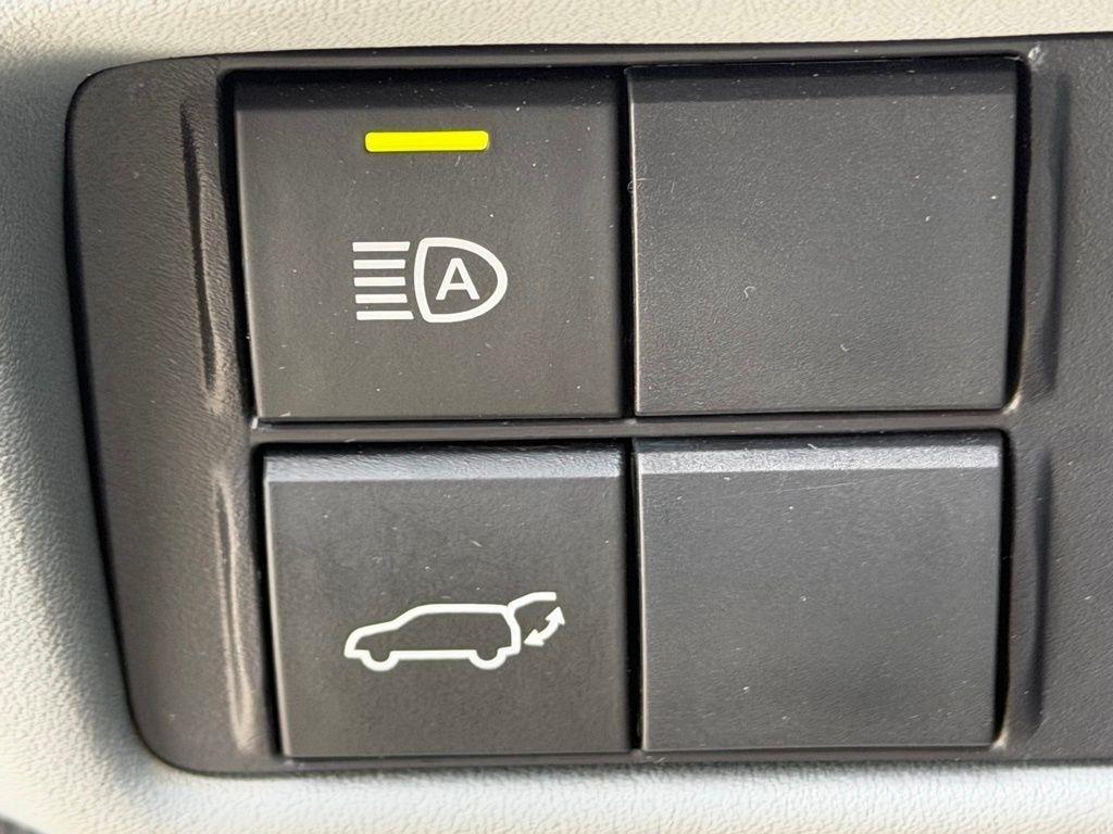 Toyota Highlander Hybrid  2022