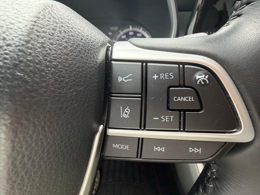 Toyota Highlander Hybrid  2022