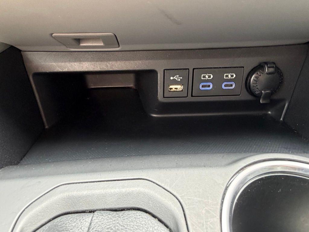 Toyota Highlander Hybrid  2022