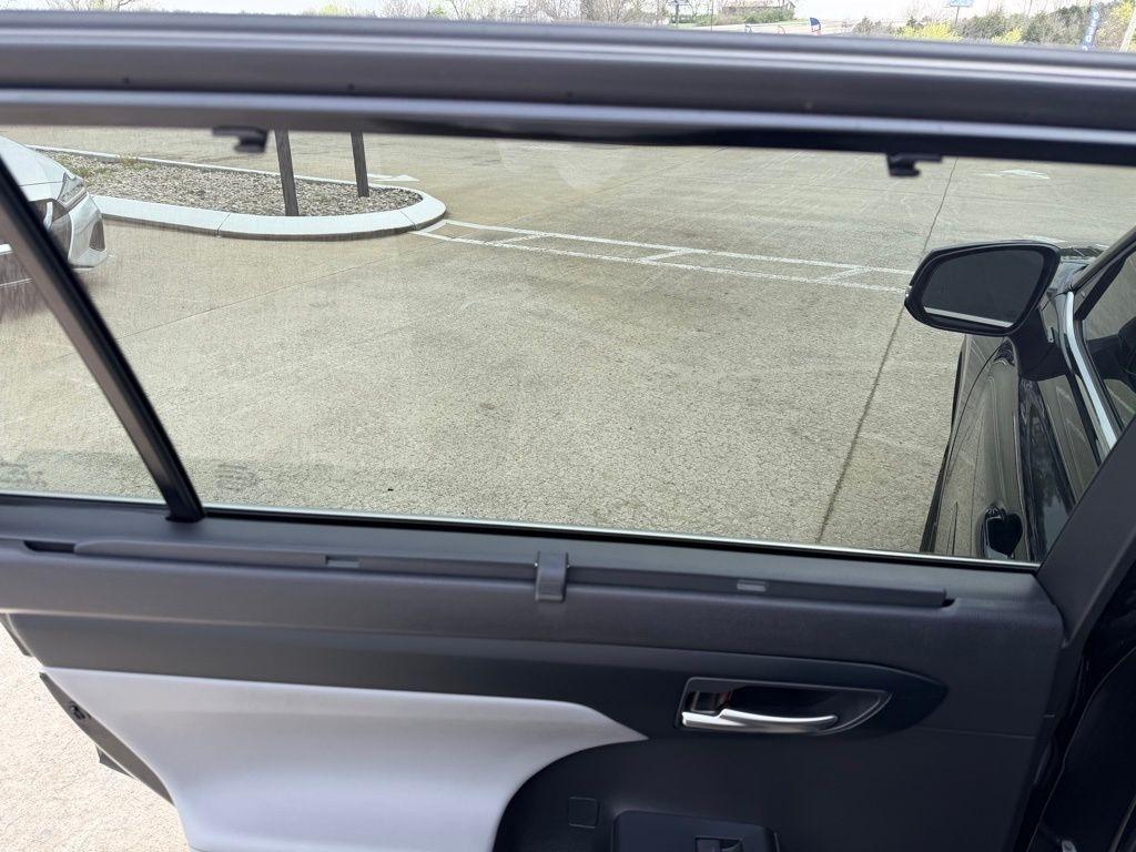 Toyota Highlander Hybrid  2022