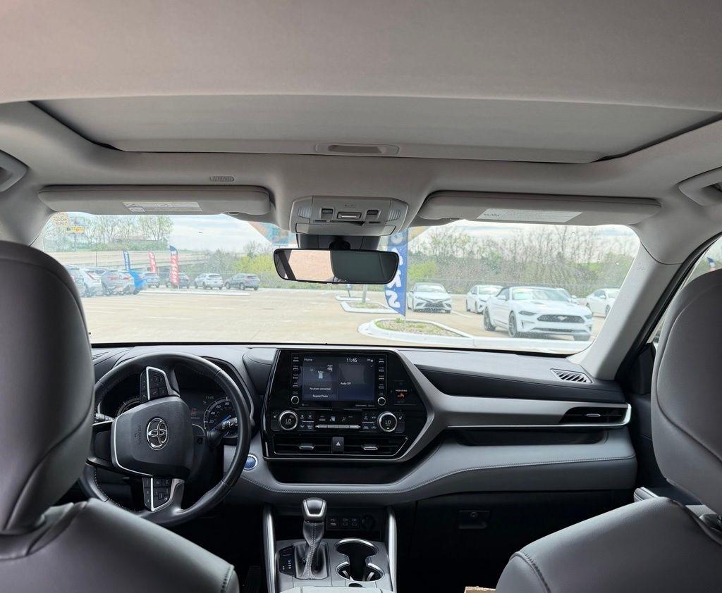 Toyota Highlander Hybrid  2022
