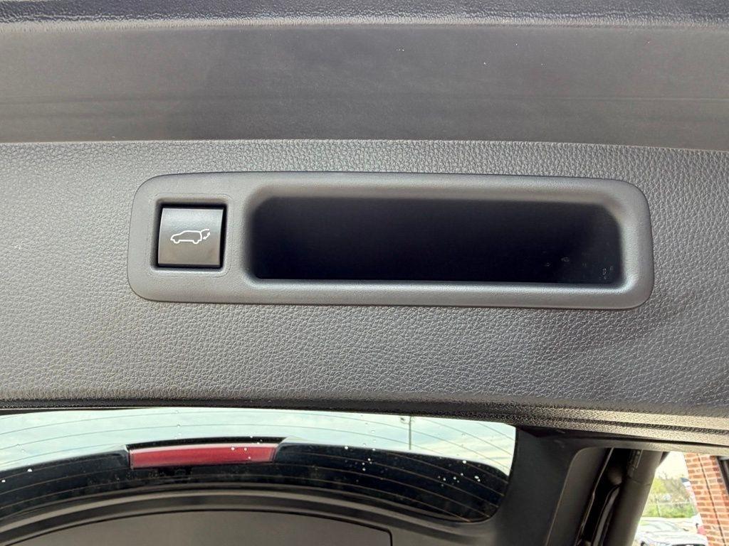 Toyota Highlander Hybrid  2022