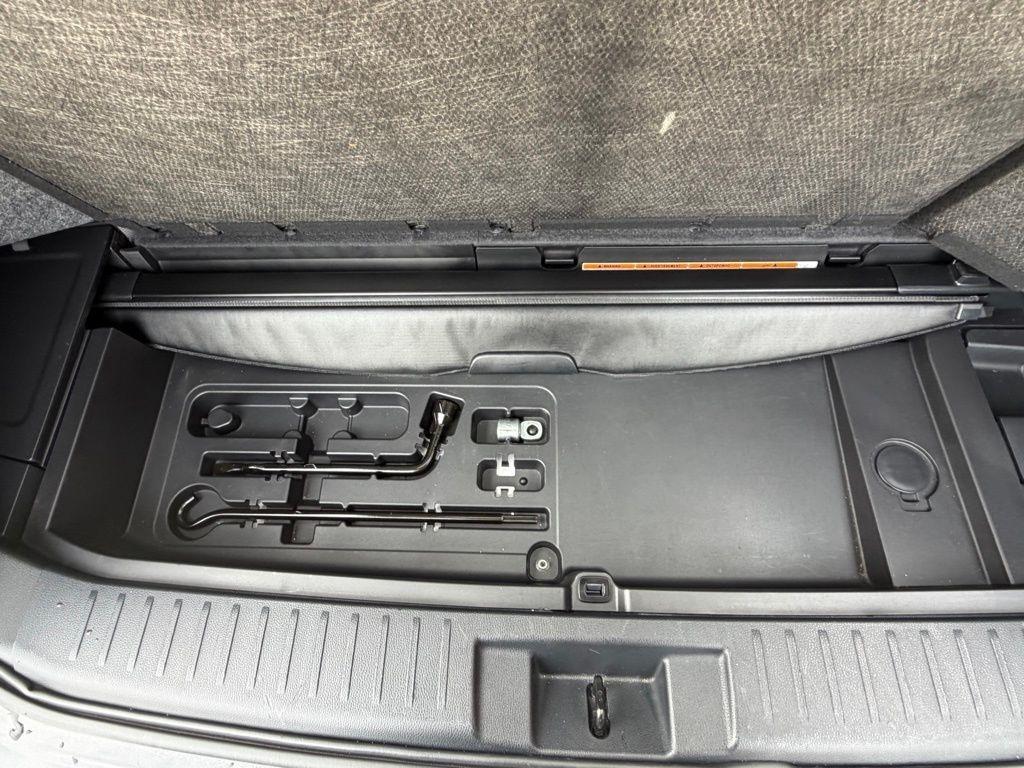 Toyota Highlander Hybrid  2022