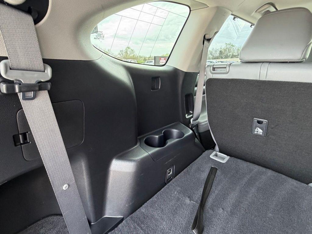 Toyota Highlander Hybrid  2022