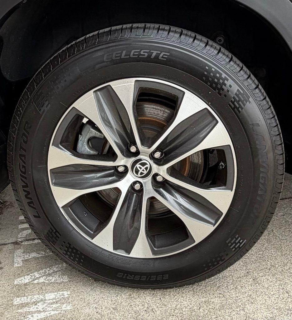 Toyota Highlander Hybrid  2022