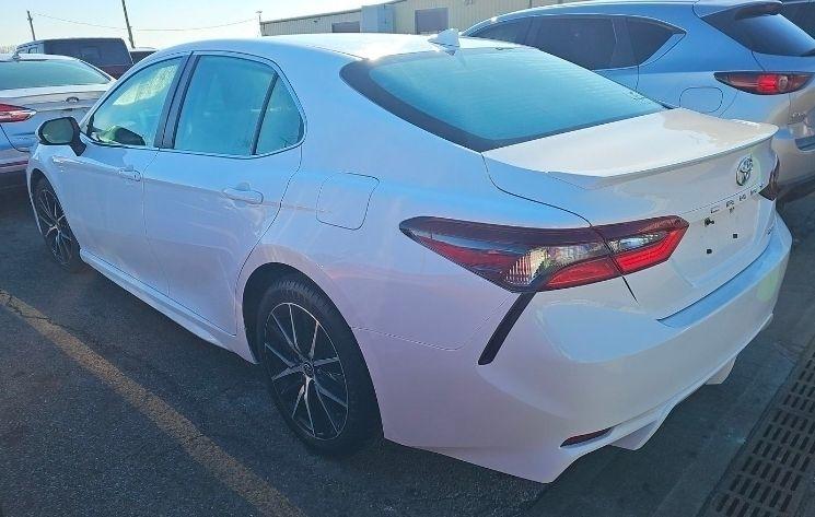 Toyota Camry  2022