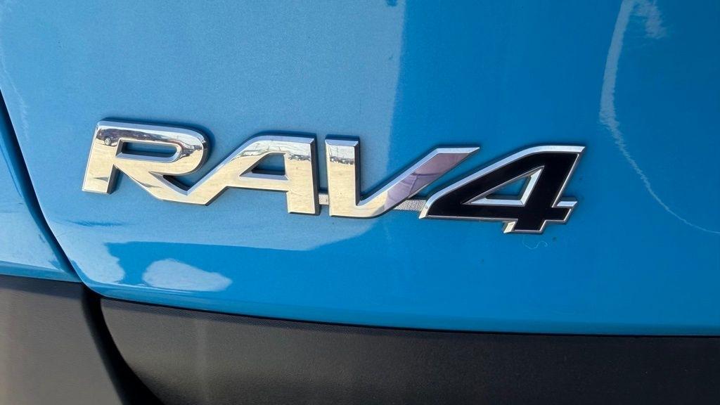 Toyota RAV4  2019