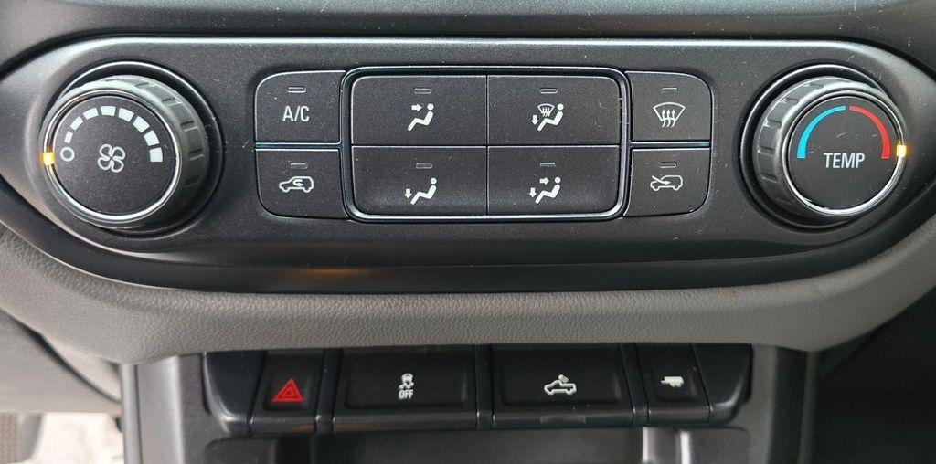 Chevrolet Colorado  2021