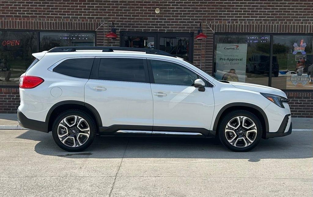 2023 Subaru Ascent Limited - Photo 7
