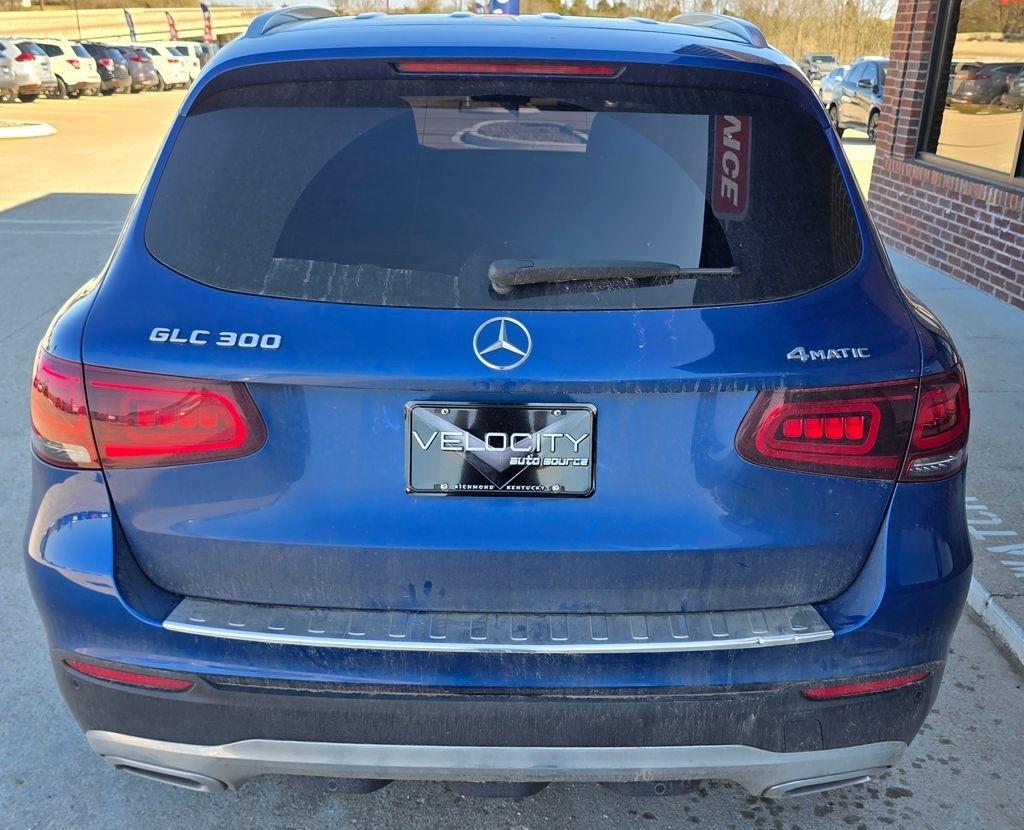 Mercedes-Benz GLC-Class  2022