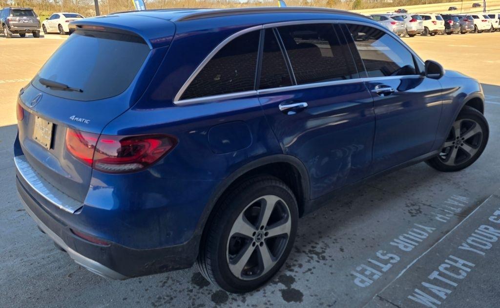 Mercedes-Benz GLC-Class  2022