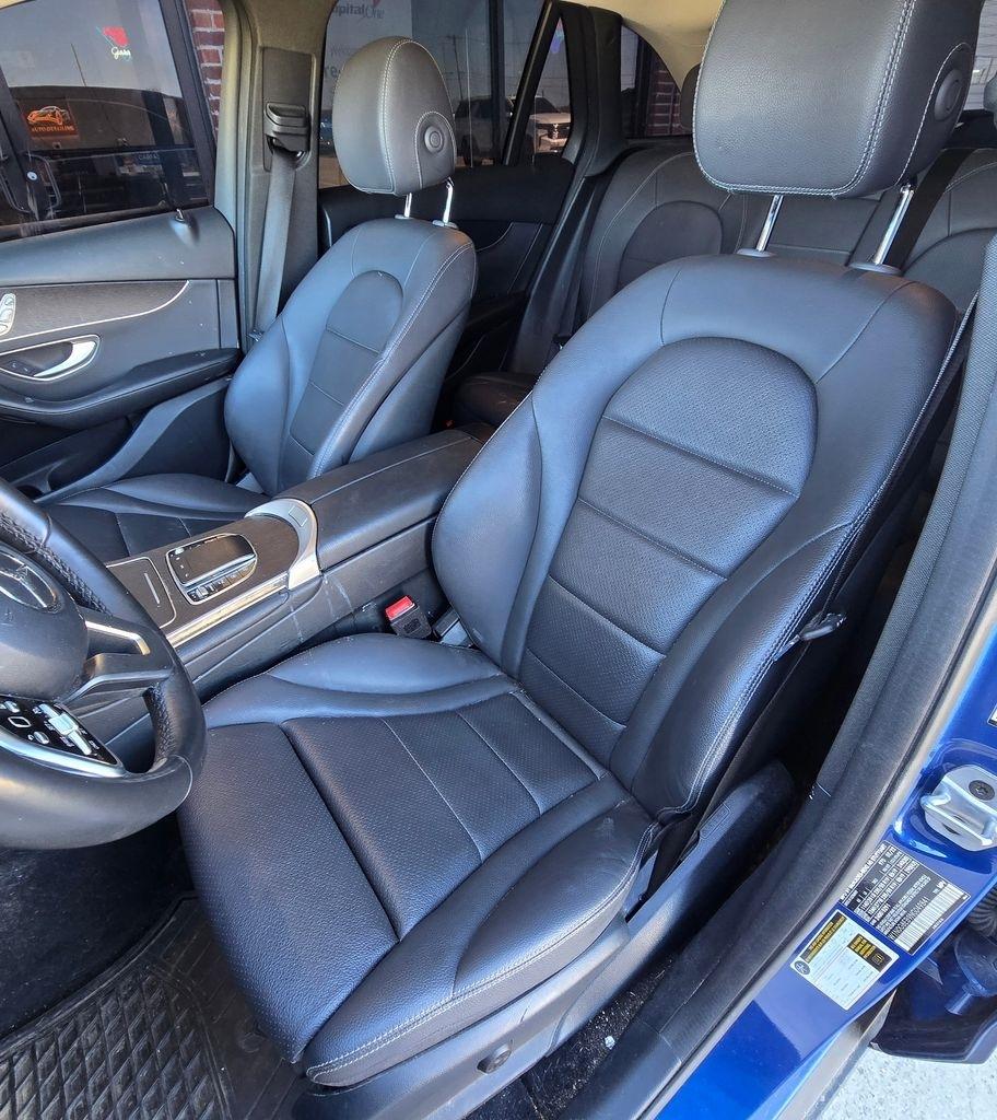 Mercedes-Benz GLC-Class  2022