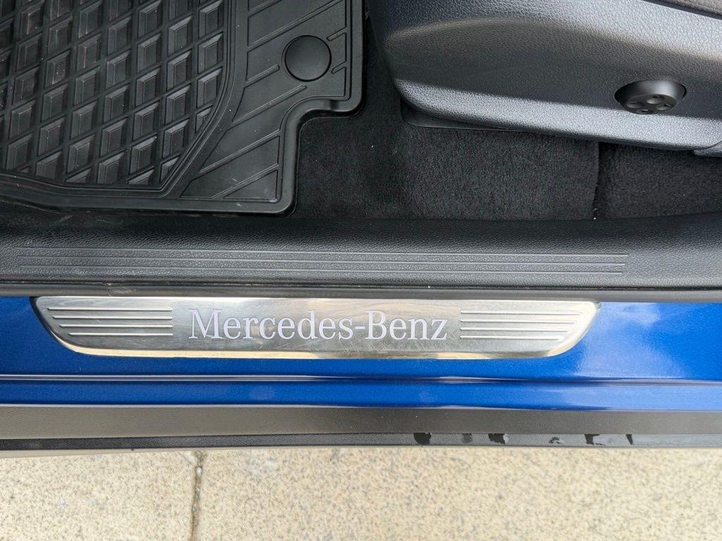 Mercedes-Benz GLC-Class  2022