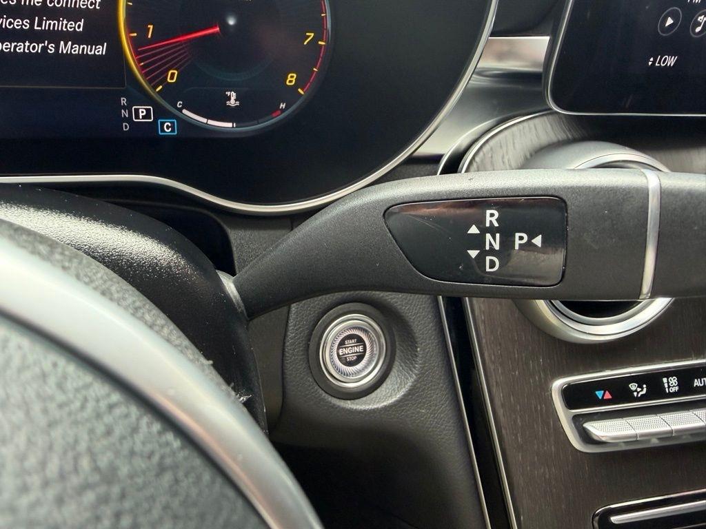 Mercedes-Benz GLC-Class  2022