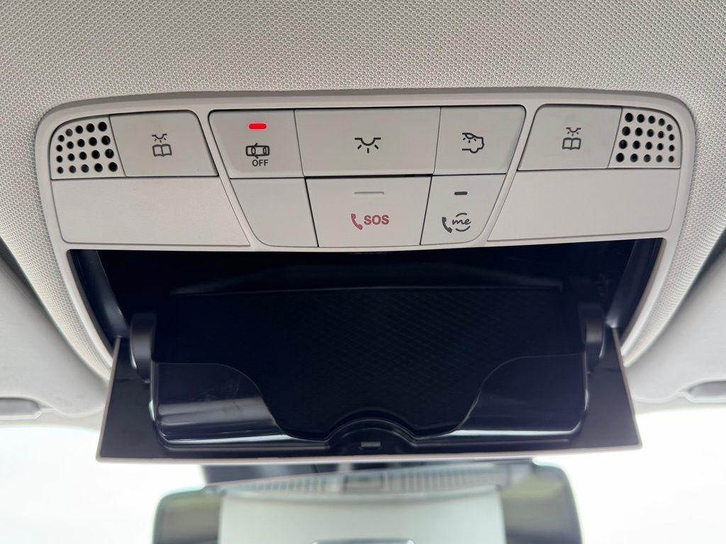 Mercedes-Benz GLC-Class  2022