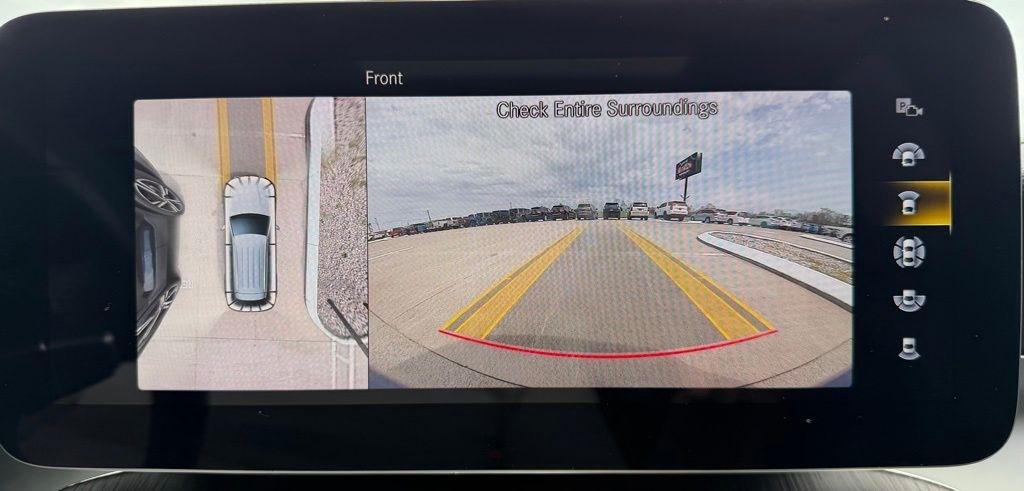 Mercedes-Benz GLC-Class  2022