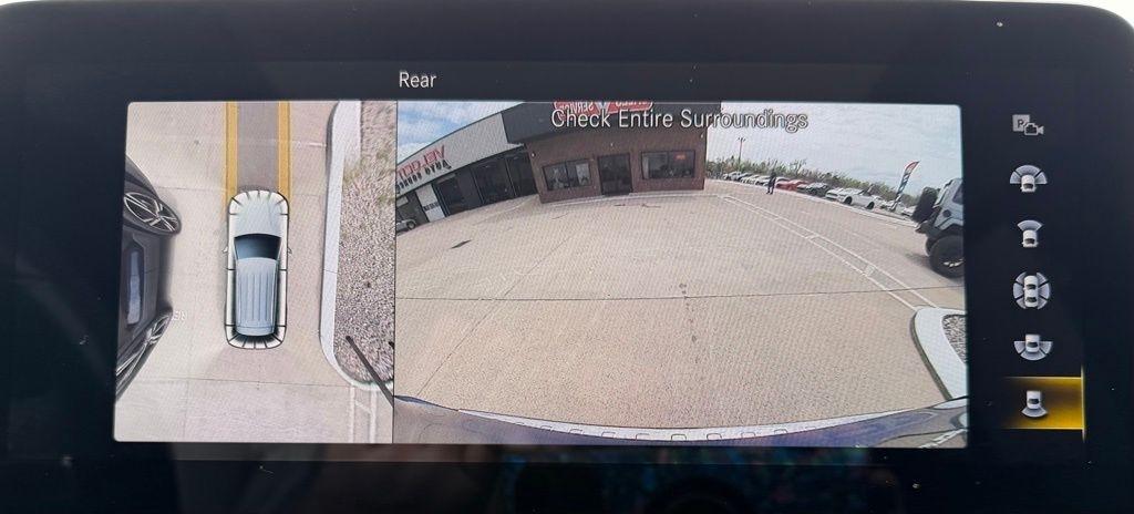 Mercedes-Benz GLC-Class  2022